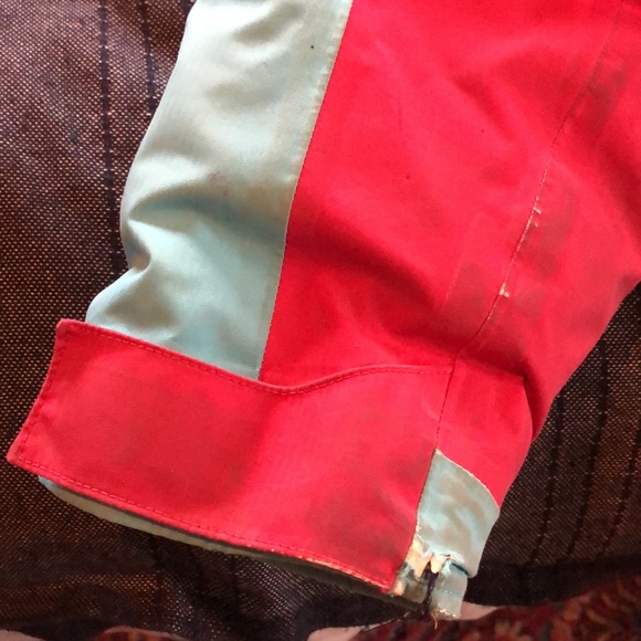 Patagonia Insulated Girls Ski Coat - Picture 5 of 7